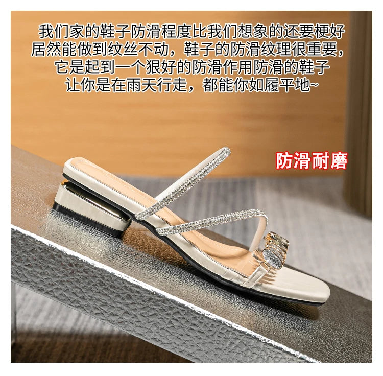 2023 summer new women's slippers outdoor sandals casual flat shoes Stylish metal design Korean style office wear Large size 43