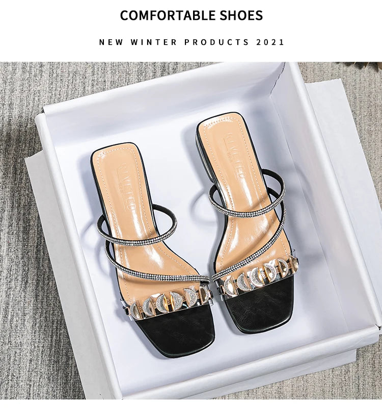 2023 summer new women's slippers outdoor sandals casual flat shoes Stylish metal design Korean style office wear Large size 43