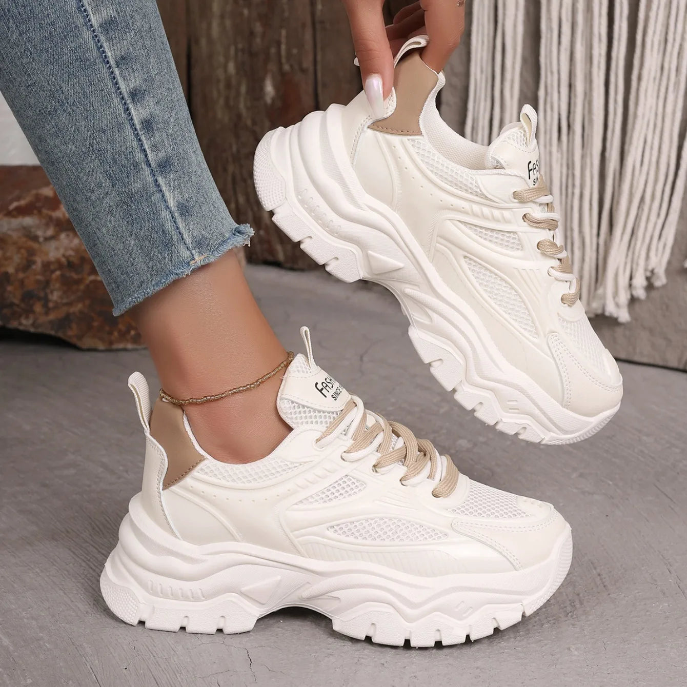 Women Sneakers New Fashion Platform Sport Shoes Women New Summer Casual Chunky Sneakers Women Breathable Mesh Platform Shoes