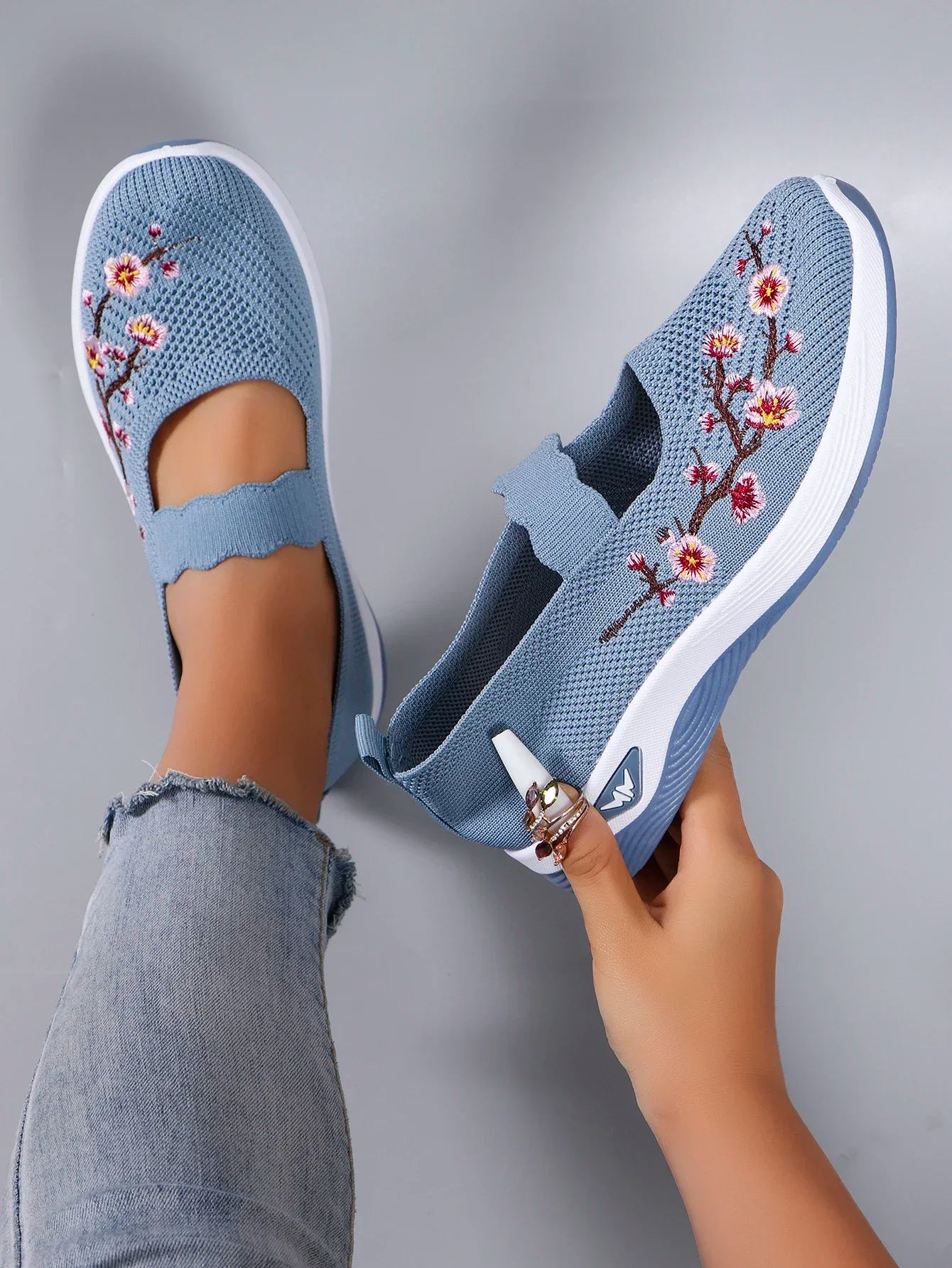 Women's Breathable Sneakers Summer Comfortable Casual Trainers