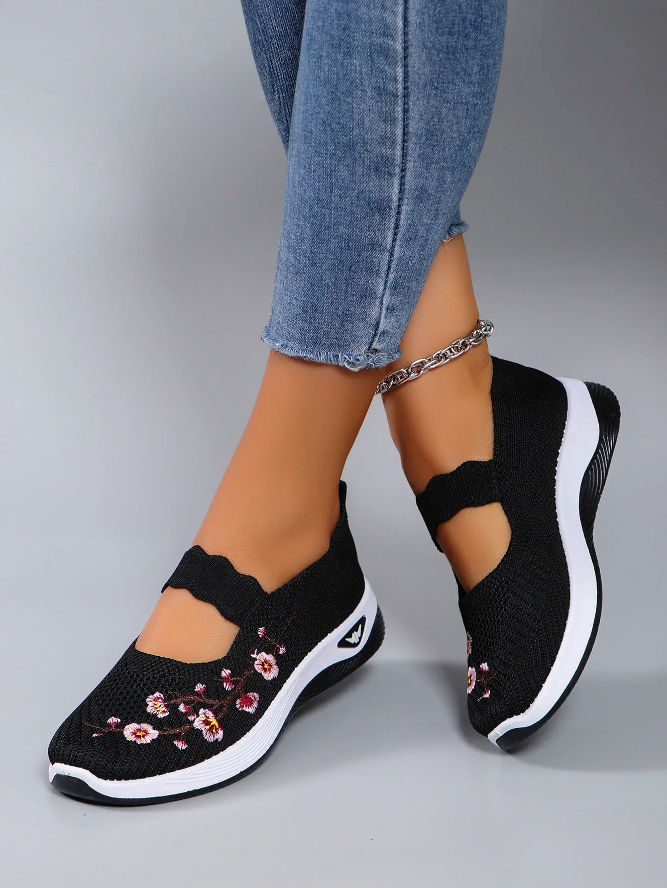 Women's Breathable Sneakers Summer Comfortable Casual Trainers