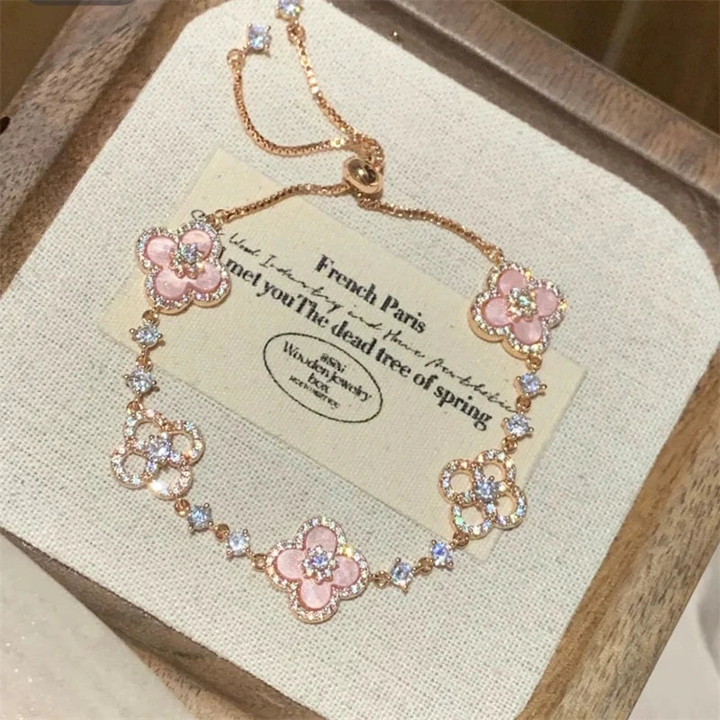 Classic Fashion Natural Shell Stone Crystal Flower Bracelet for Women 2025 New Stainless Steel Jewelry Bracelet Accessories