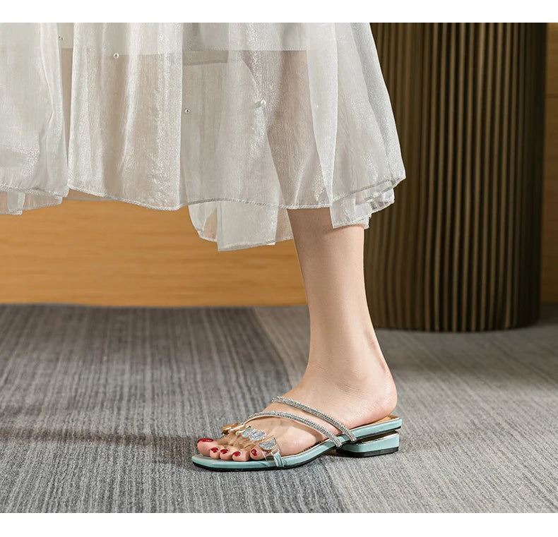 2023 summer new women's slippers outdoor sandals casual flat shoes Stylish metal design Korean style office wear Large size 43