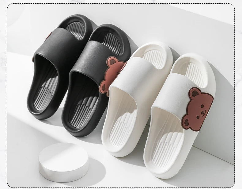 2024 Summer Women Men Soft Sole Slippers Home Bathroom Eva Slippers Sandal Polka Bear Print Beach Slippers Couples Outdoor Shoes