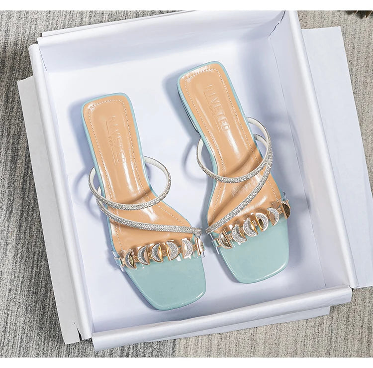 2023 summer new women's slippers outdoor sandals casual flat shoes Stylish metal design Korean style office wear Large size 43