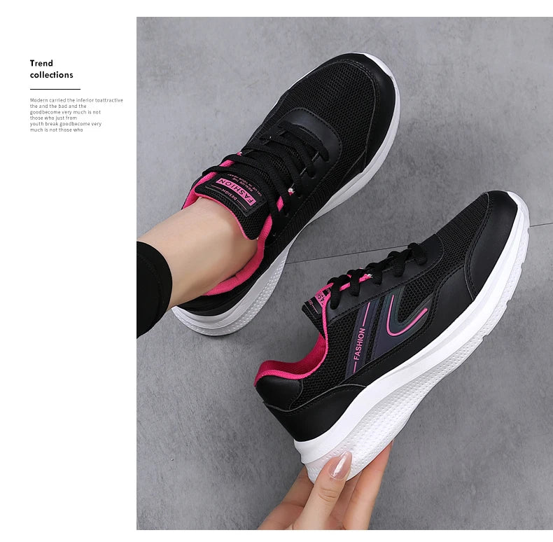 Sports shoes for women