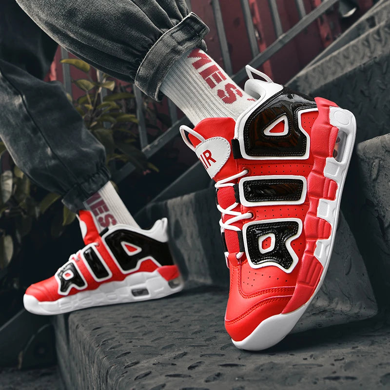 2025 New Fashion Style Quality Men's Sports Sneakers New Running Shoes Women Casual Trendy Shoes Air Breathable Shoes for Men