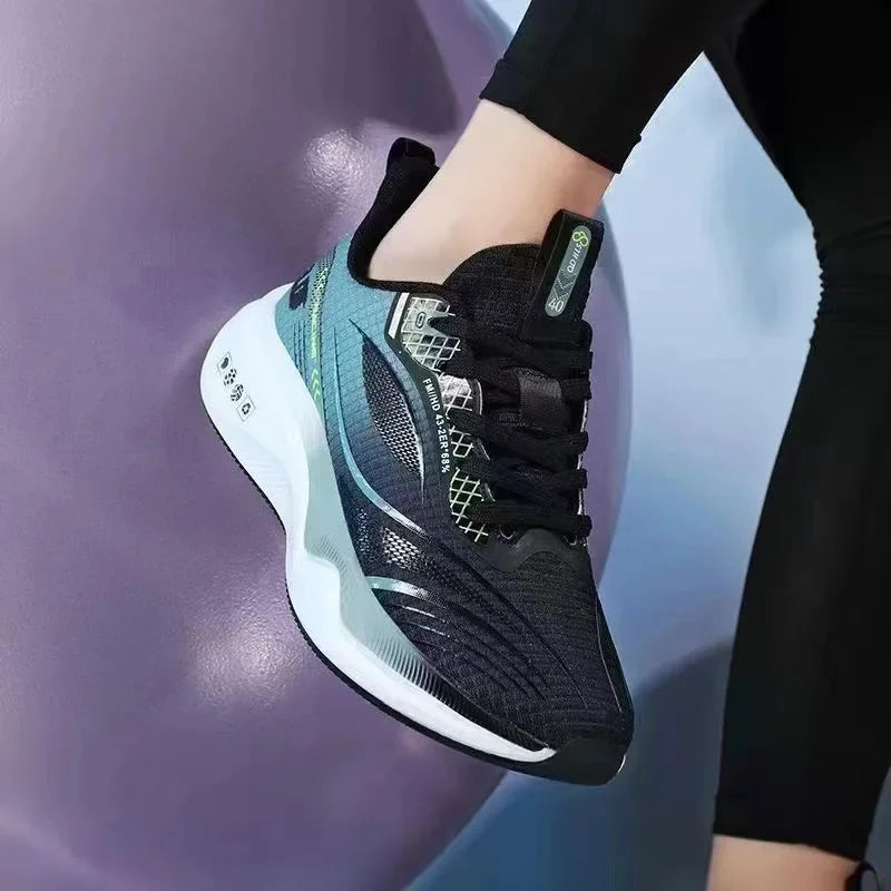 2025 OULYLAN Men Casual Sport Shoes Breathable Lightweight Sneakers Outdoor Mesh Running Shoes Athletic Jogging Walking Shoes