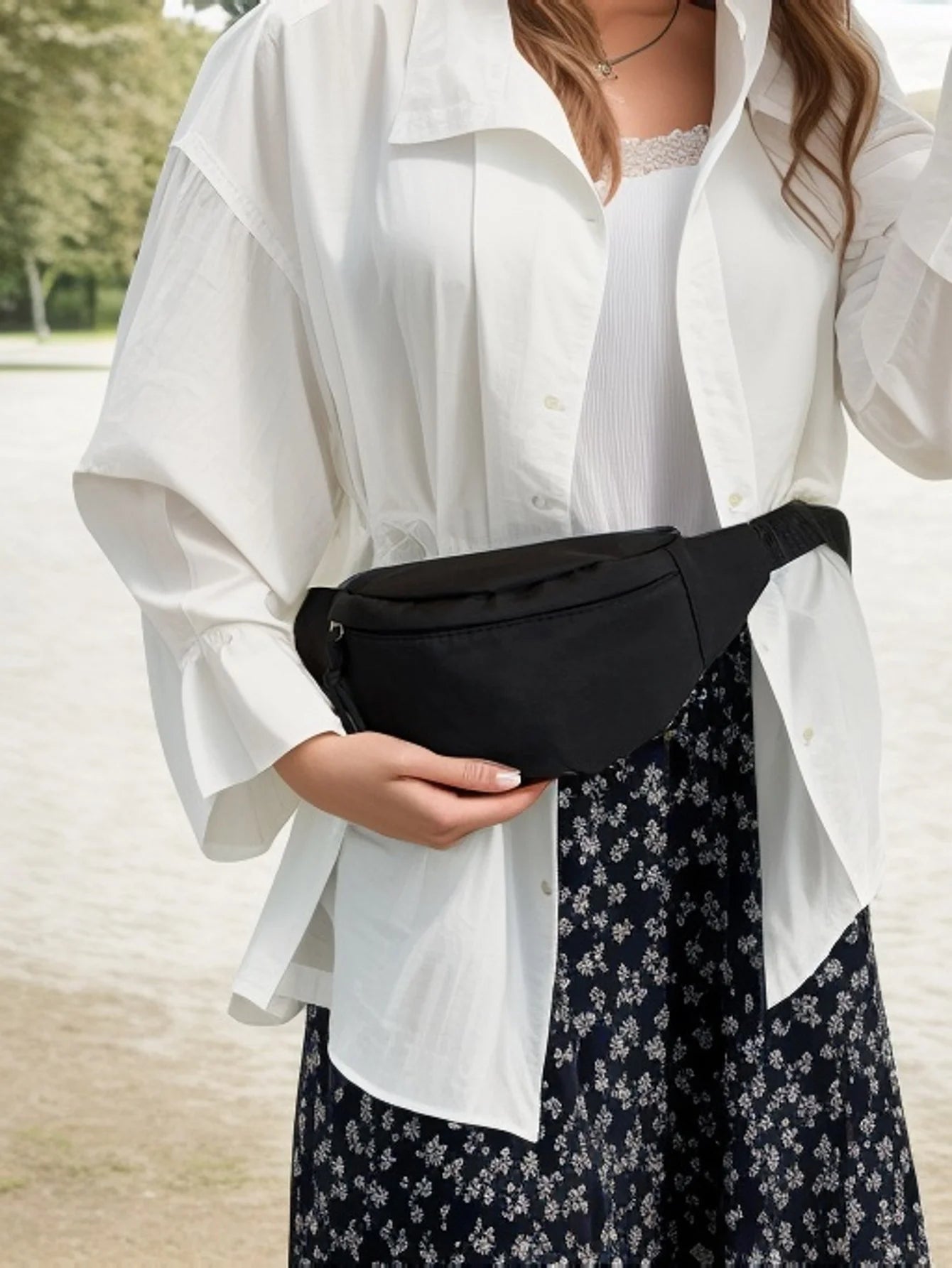 Waist bag men's fashion running sports fitness waist bag women's fashion mobile phone bag outdoor casual chest bag large capacity fashion versatile women's multi-functional compact stylish casual one-shoulder cross-body chest