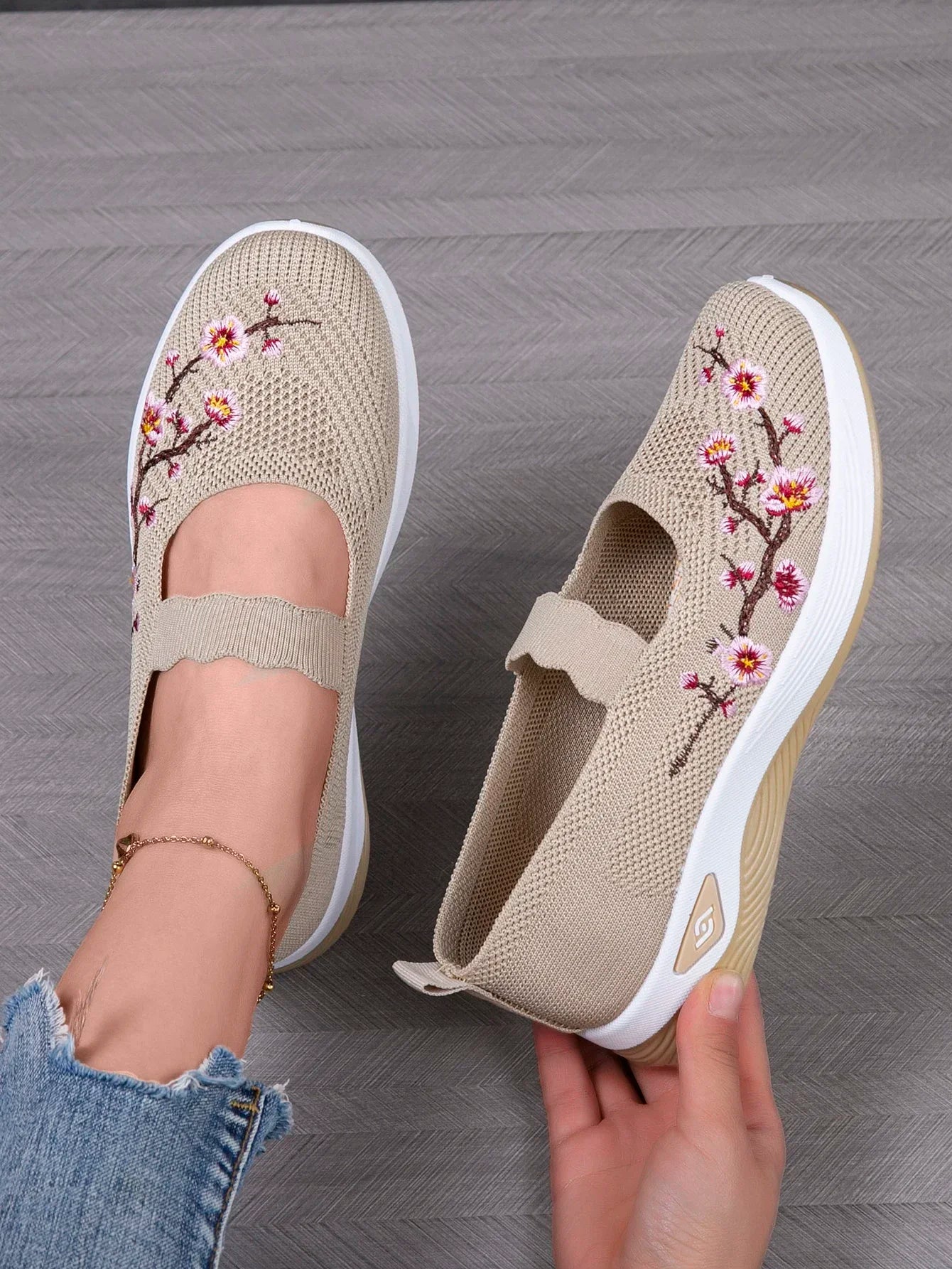 Women's Breathable Sneakers Summer Comfortable Casual Trainers