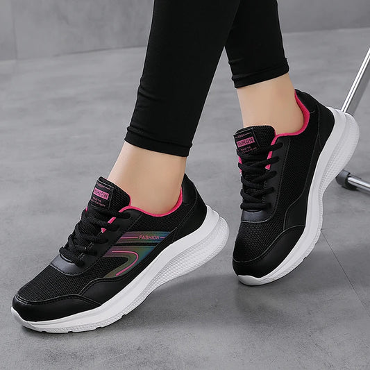 Sports shoes for women