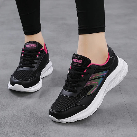 Sports shoes for women